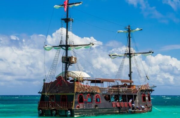 Pirate boat and snorkel in Punta Cana